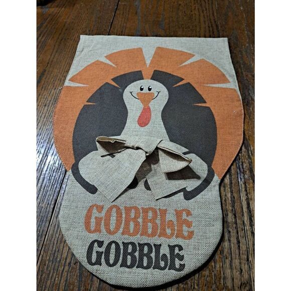 2 Outdoor Garden Flags Thanksgiving Turkey Hearts and Flowers - Picture 2 of 7